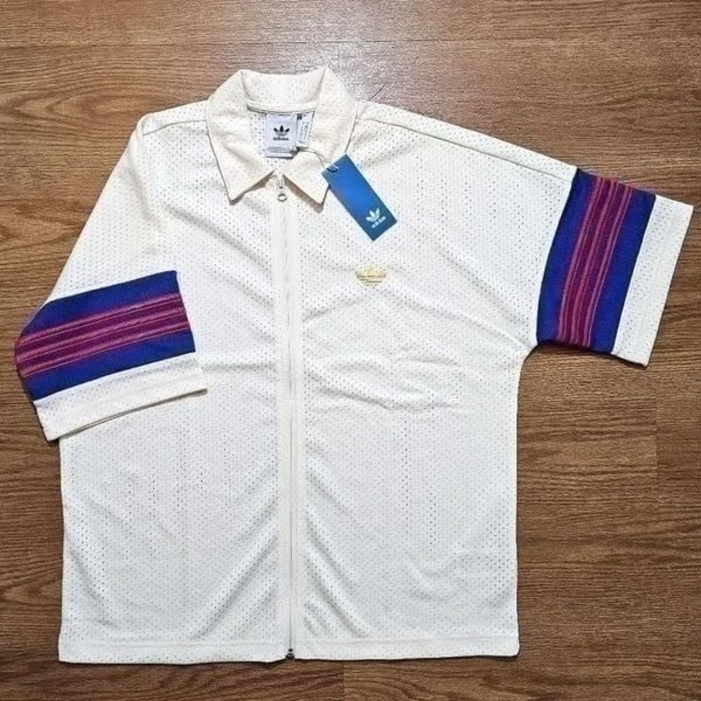 Adidas VINTAGE Shooting Top Basketball
Track Warmup Shirt RETRO - Picture 2 of 6